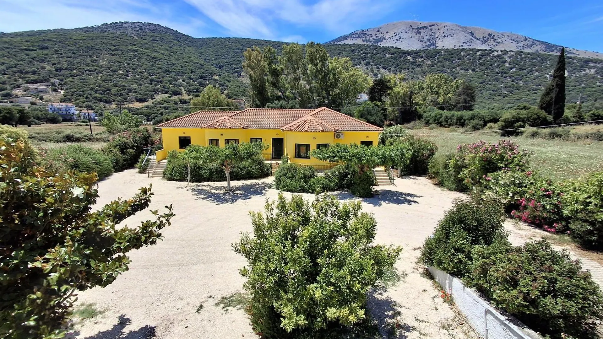 Countryside Studios Agia Efimia