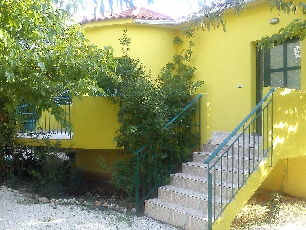 Countryside Studios Agia Efimia
